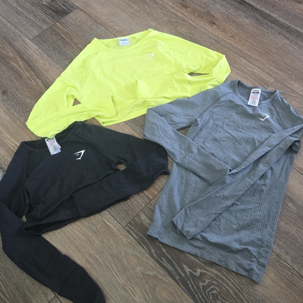 Gym Shark  Long Sleeve Crop Tops And Shirt Lot Of 3 Small